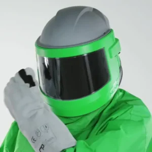 Vista frontal del casco de protección respiratoria RPB Nova 3 – GVS