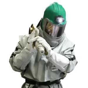 Vista frontal del respirador Bullard para seguridad en trabajos de granallado